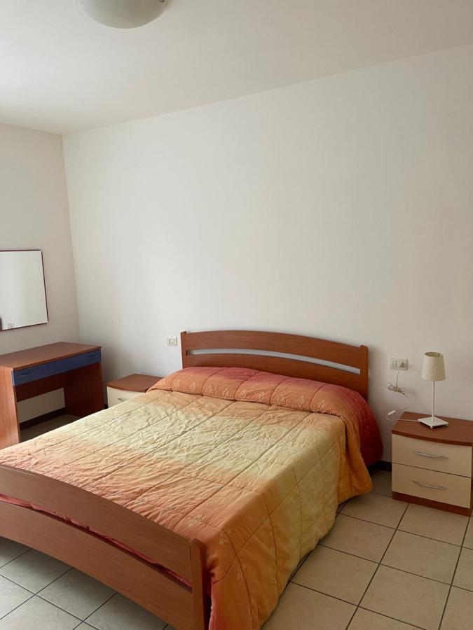 Appartamento Residenza Il Ciliegio Buscate Esterno foto